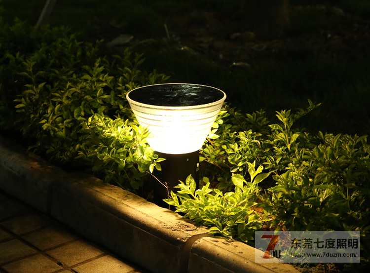东莞香蕉视频官网照明户外花园太阳能草坪灯工作原理和作用